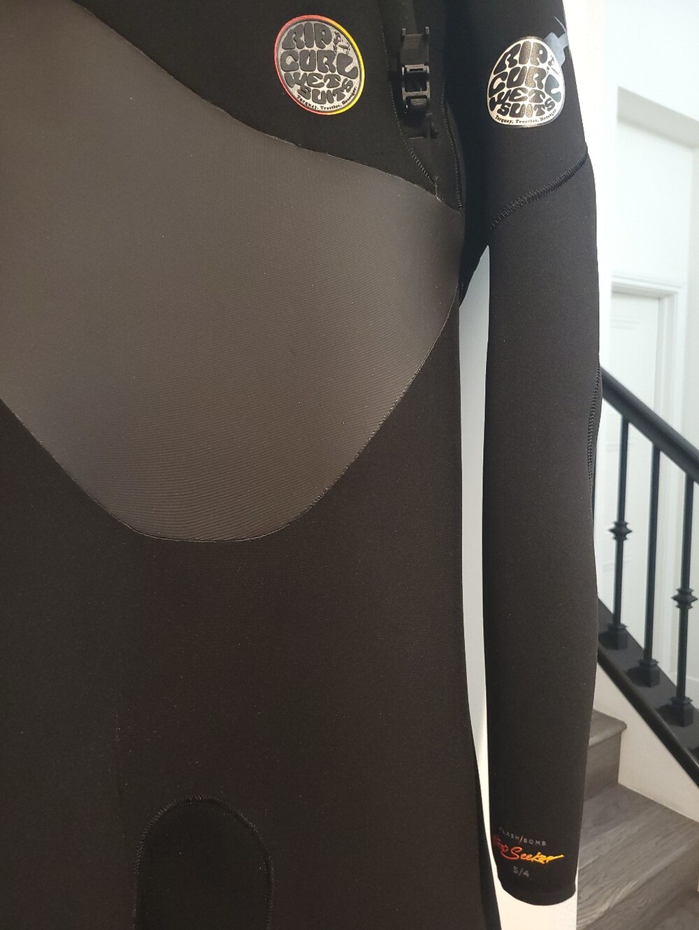 Rip Curl E7, Flash Bomb, "Heat Seeker" 5/4 size Large Wetsuit - Picture 3 of 16